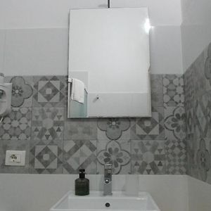 Camera tripla classica